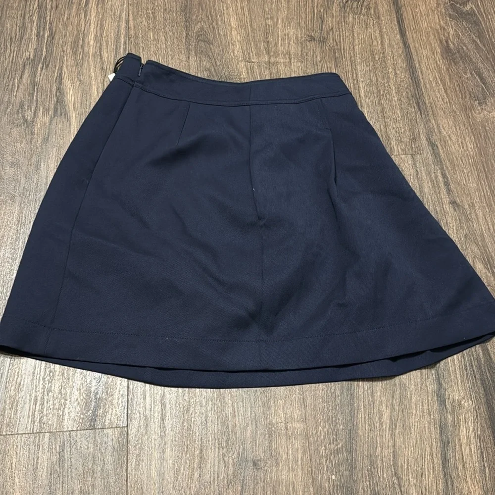 NWT! Banana Republic Navy Blue Trueno Pleated Skirt  - Size 4 🧉